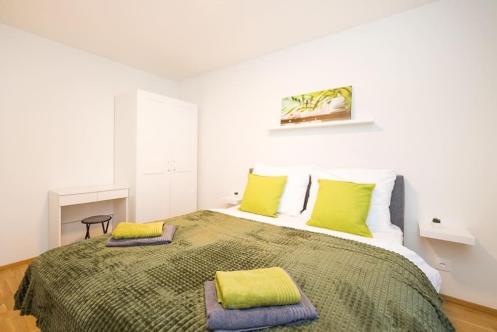 Premium City Apartment With Balcony! Free Garage Parking Included! Viena Exterior foto